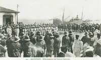  1914-1918 Salonique Debarquement de troupes italiennes Unloading of Italian troops.jpg 